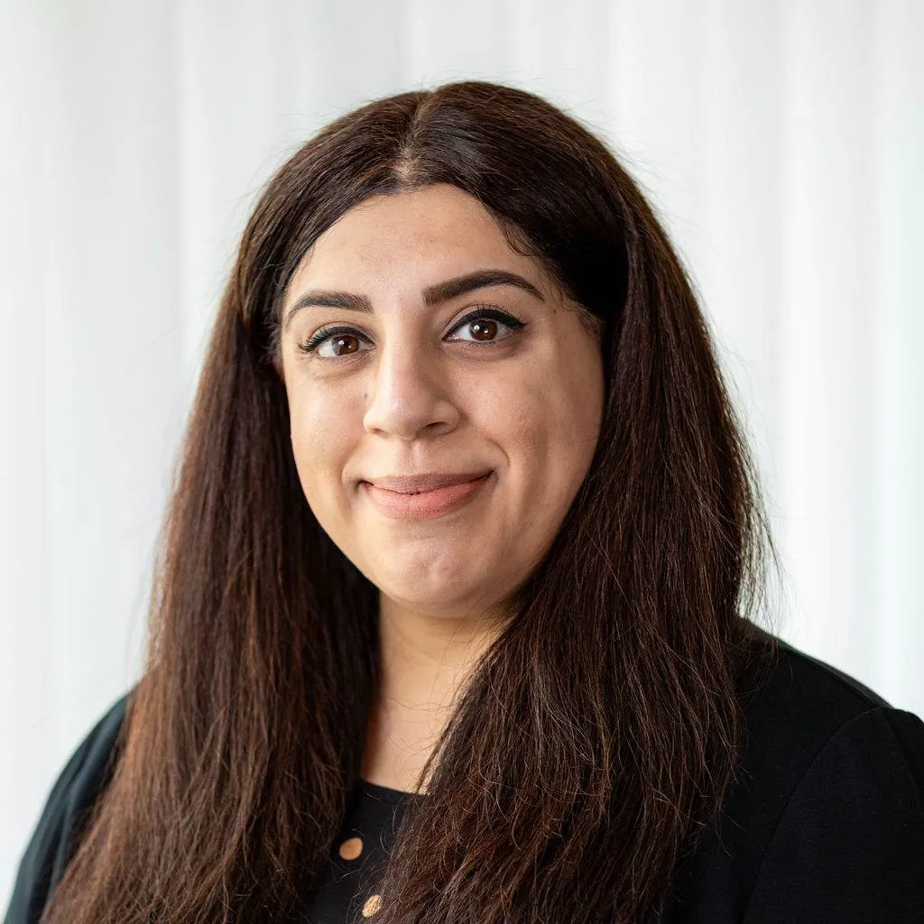 Headshot of Afsha Ayub