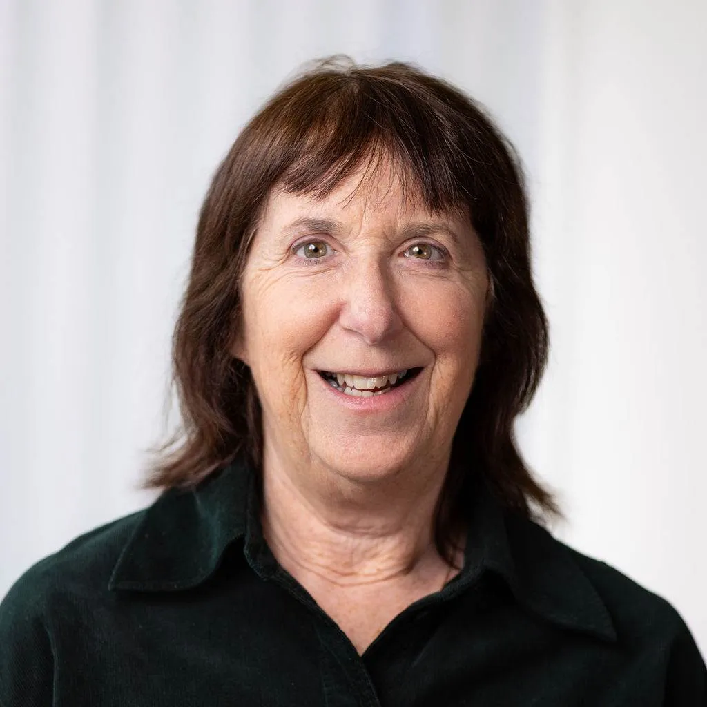 Headshot of Debra Woolfson